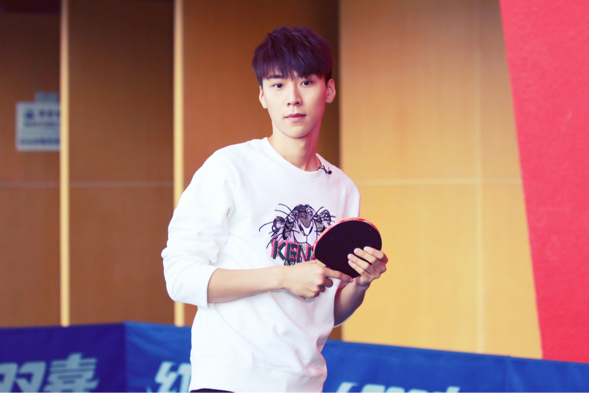 我是歌手演员乒乓球运动员小白王博文!大家是不是都能倒背如流这句话